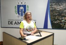 Em solenidade, Escola Municipal Marlene Vilarinho agradece por destaque estadual em alfabetização